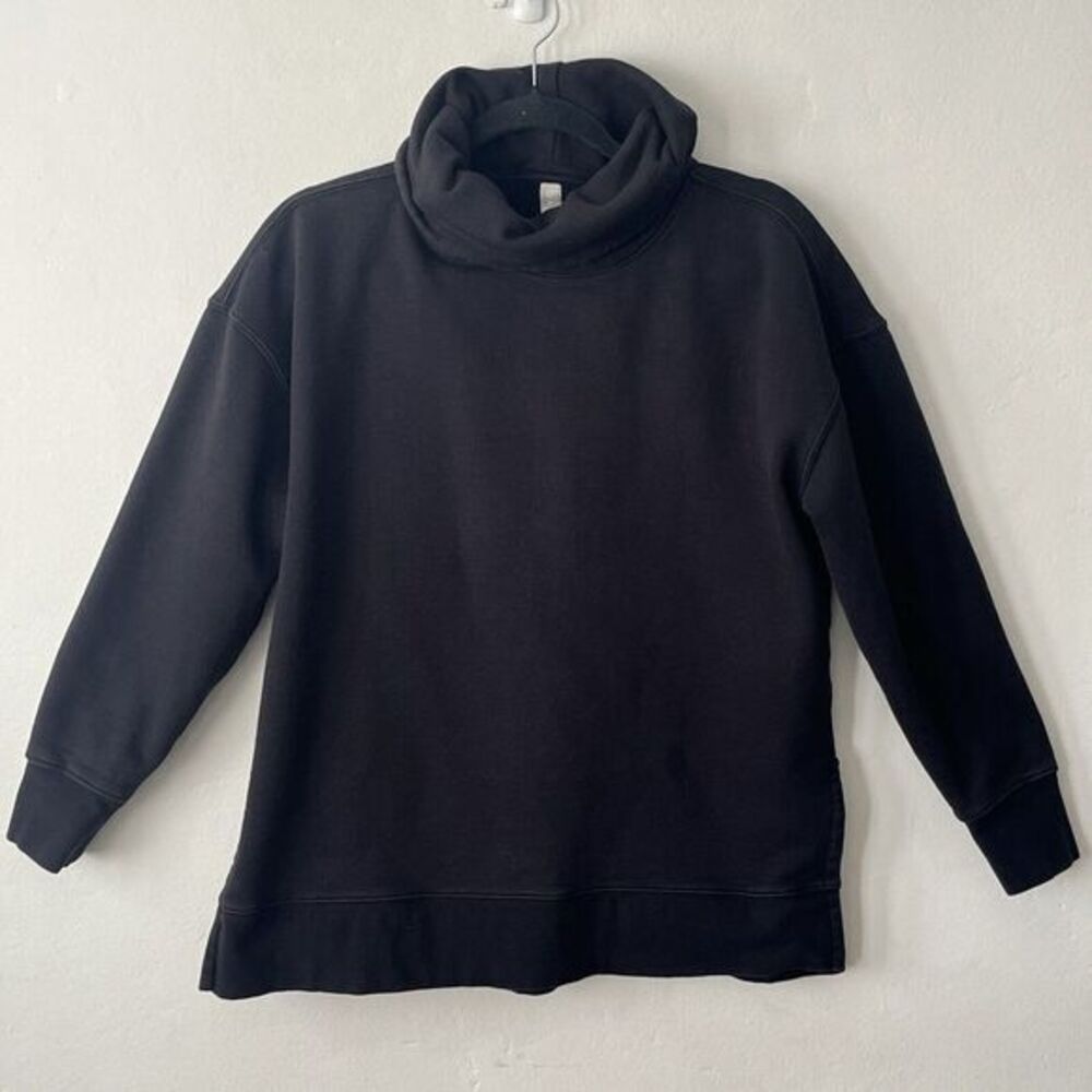 Athleta Funnel Neck Sweatshirt Womens M Black‎ Pullover Fleece Dropped Shoulder